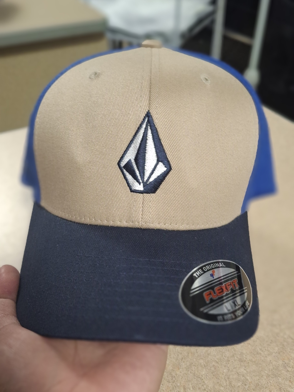 Volcom Full Stone Flexfit Hat Cap Size L/XL Two Tone Tan Blue Embroidered Logo